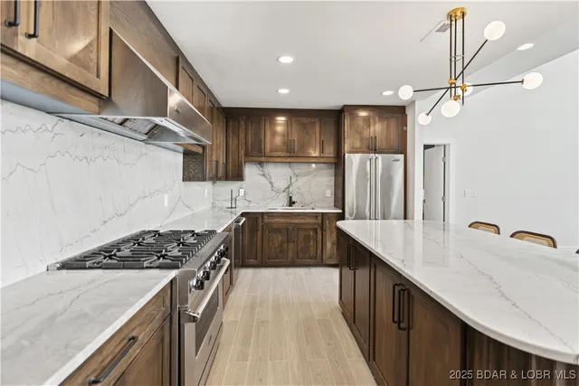 $1,999,000 | 179 Waterford Terrace, Sunrise Beach, MO 65079