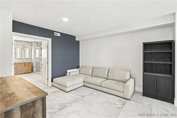 $1,899,000 | 179 Waterford Terrace, Sunrise Beach, MO 65079