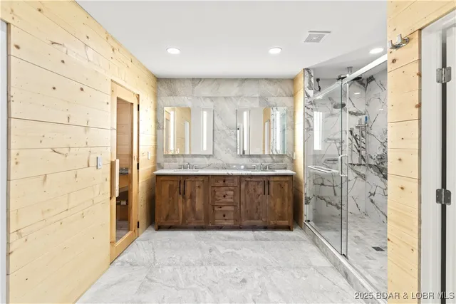 $1,999,000 | 179 Waterford Terrace, Sunrise Beach, MO 65079