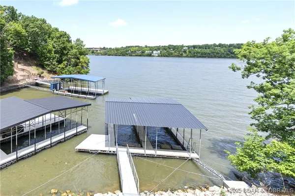 $1,899,000 | 179 Waterford Terrace, Sunrise Beach, MO 65079