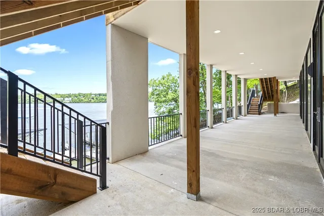$1,999,000 | 179 Waterford Terrace, Sunrise Beach, MO 65079