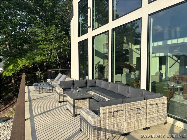 $1,999,000 | 179 Waterford Terrace, Sunrise Beach, MO 65079