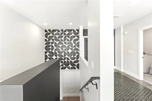 $1,999,000 | 179 Waterford Terrace, Sunrise Beach, MO 65079