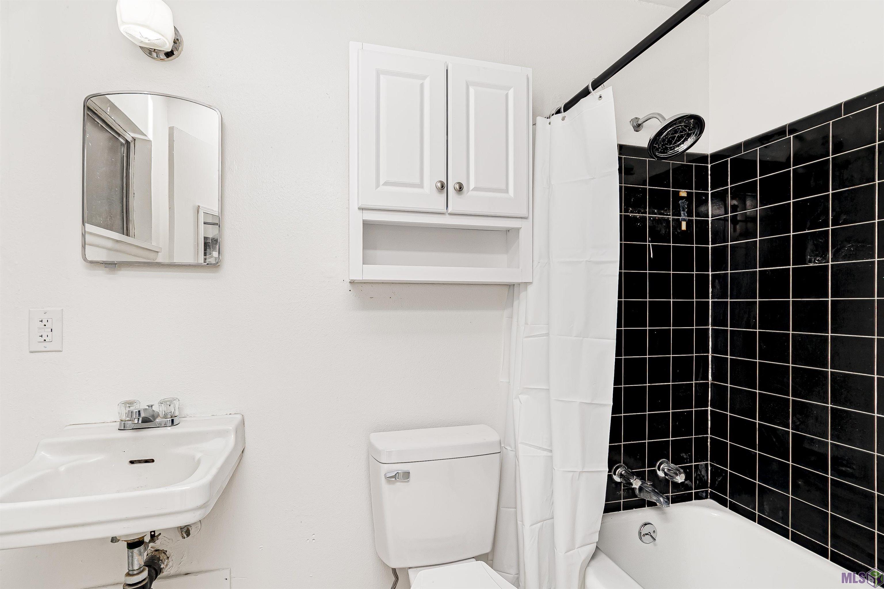 9267 Kingcrest Parkway Baton Rouge, LA 70810 - Photo 7 of 12