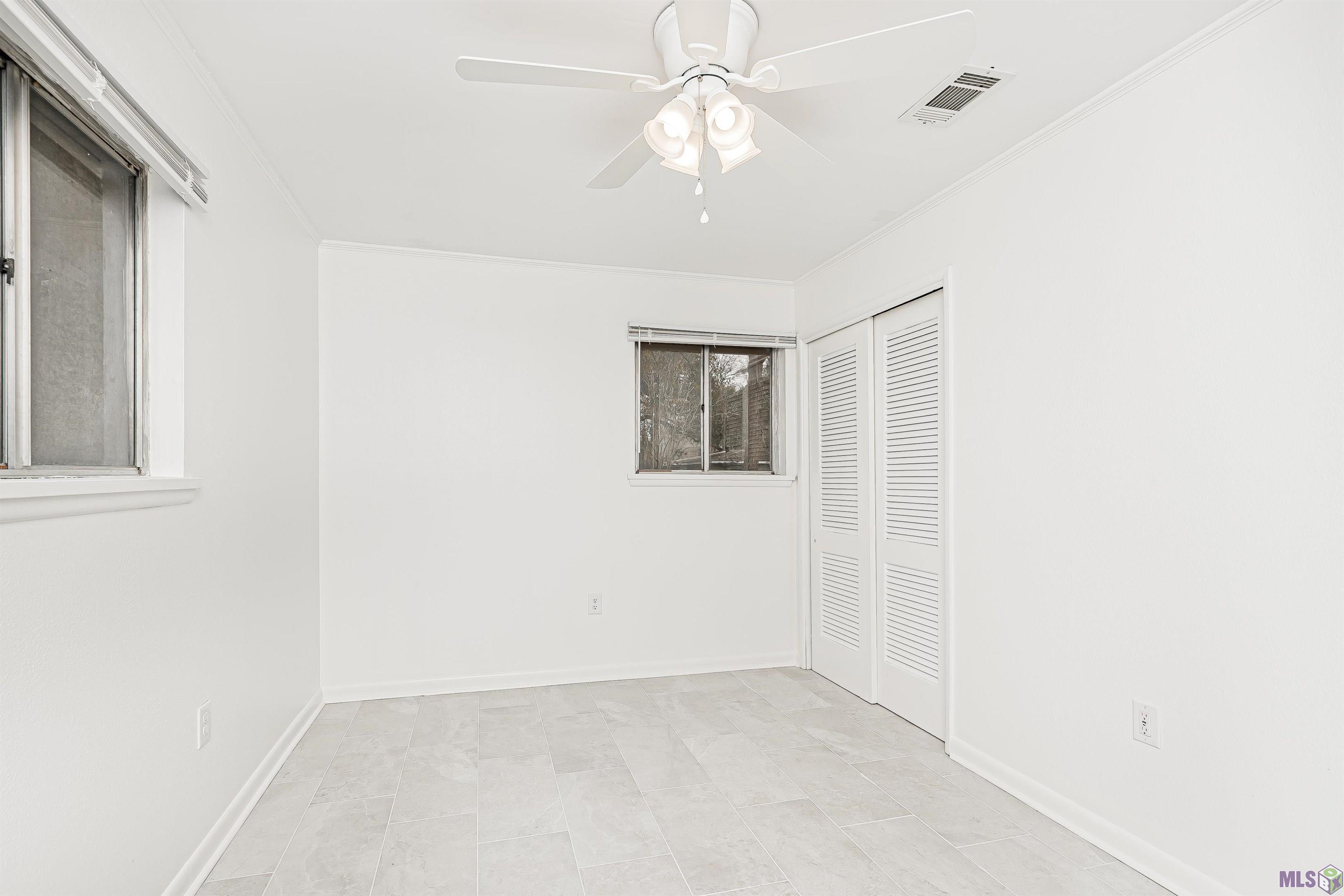 9267 Kingcrest Parkway Baton Rouge, LA 70810 - Photo 8 of 12