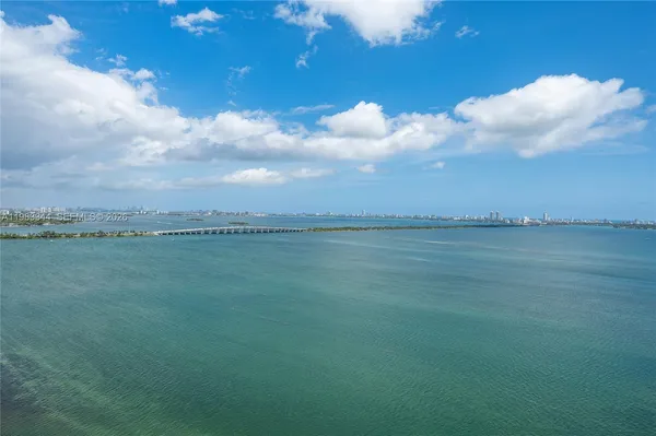 $9,000 | 700 Northeast 24th Street, Unit 2506, Miami, FL 33137