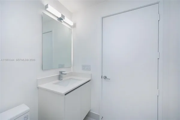 $9,000 | 700 Northeast 24th Street, Unit 2506, Miami, FL 33137