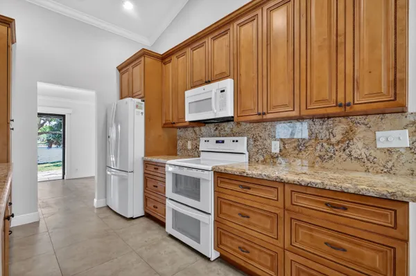 $745,000 | 6656 Las Flores Drive, Boca Raton, FL 33433