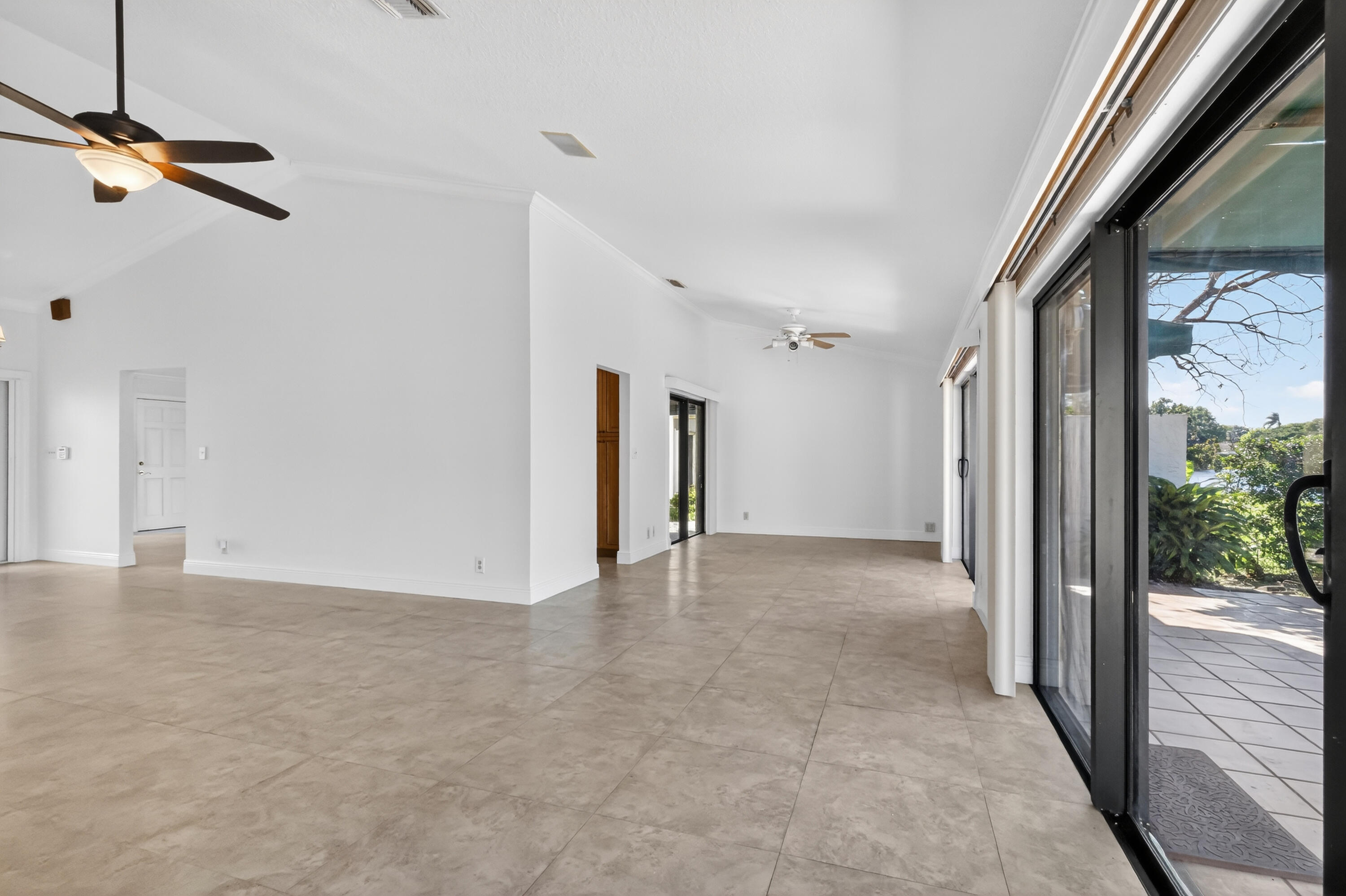 6656 Las Flores Drive Boca Raton, FL 33433 - Photo 18 of 63 F14A9665