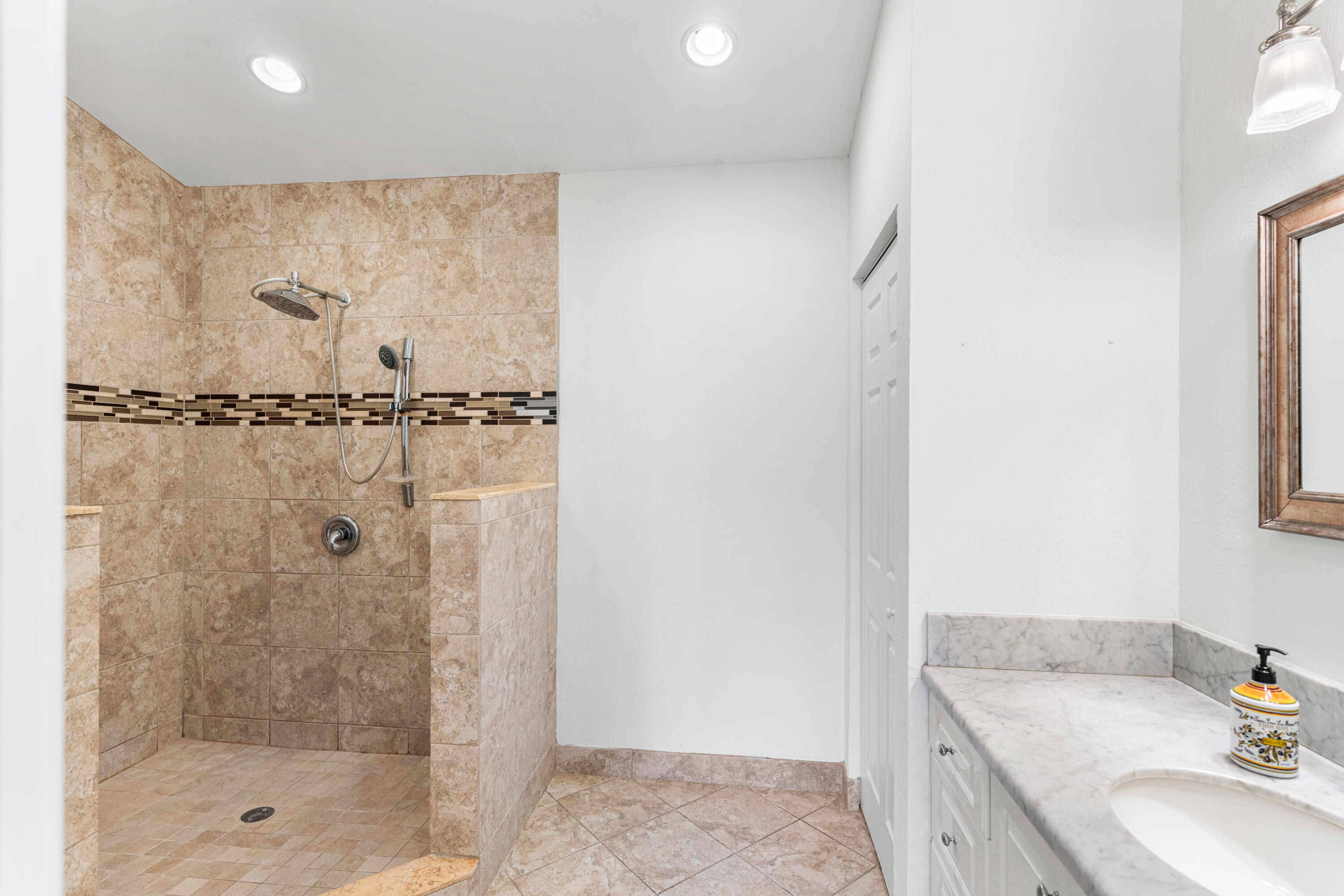 6656 Las Flores Drive Boca Raton, FL 33433 - Photo 34 of 63 KNE03423