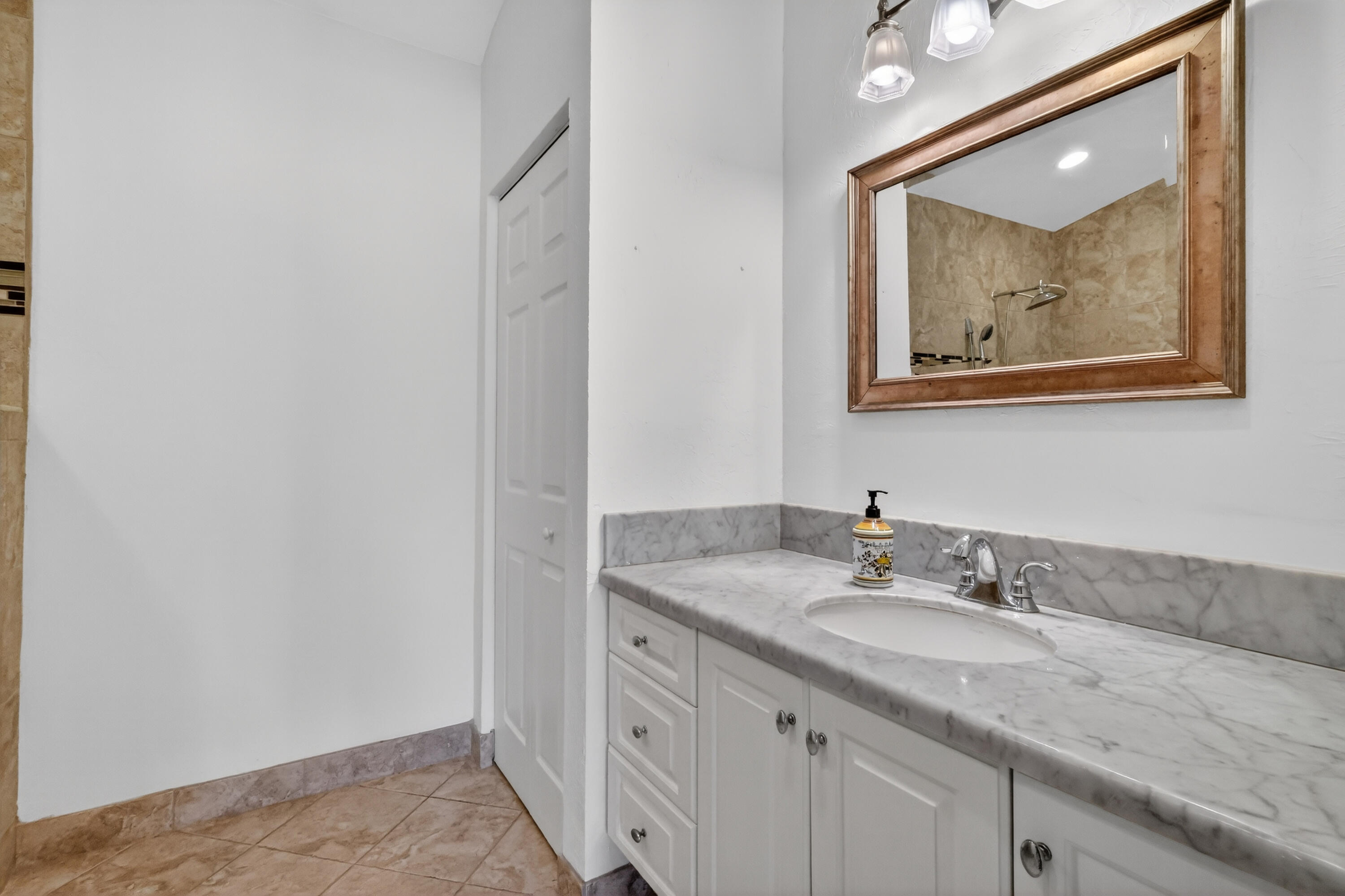 6656 Las Flores Drive Boca Raton, FL 33433 - Photo 38 of 63 F14A9776