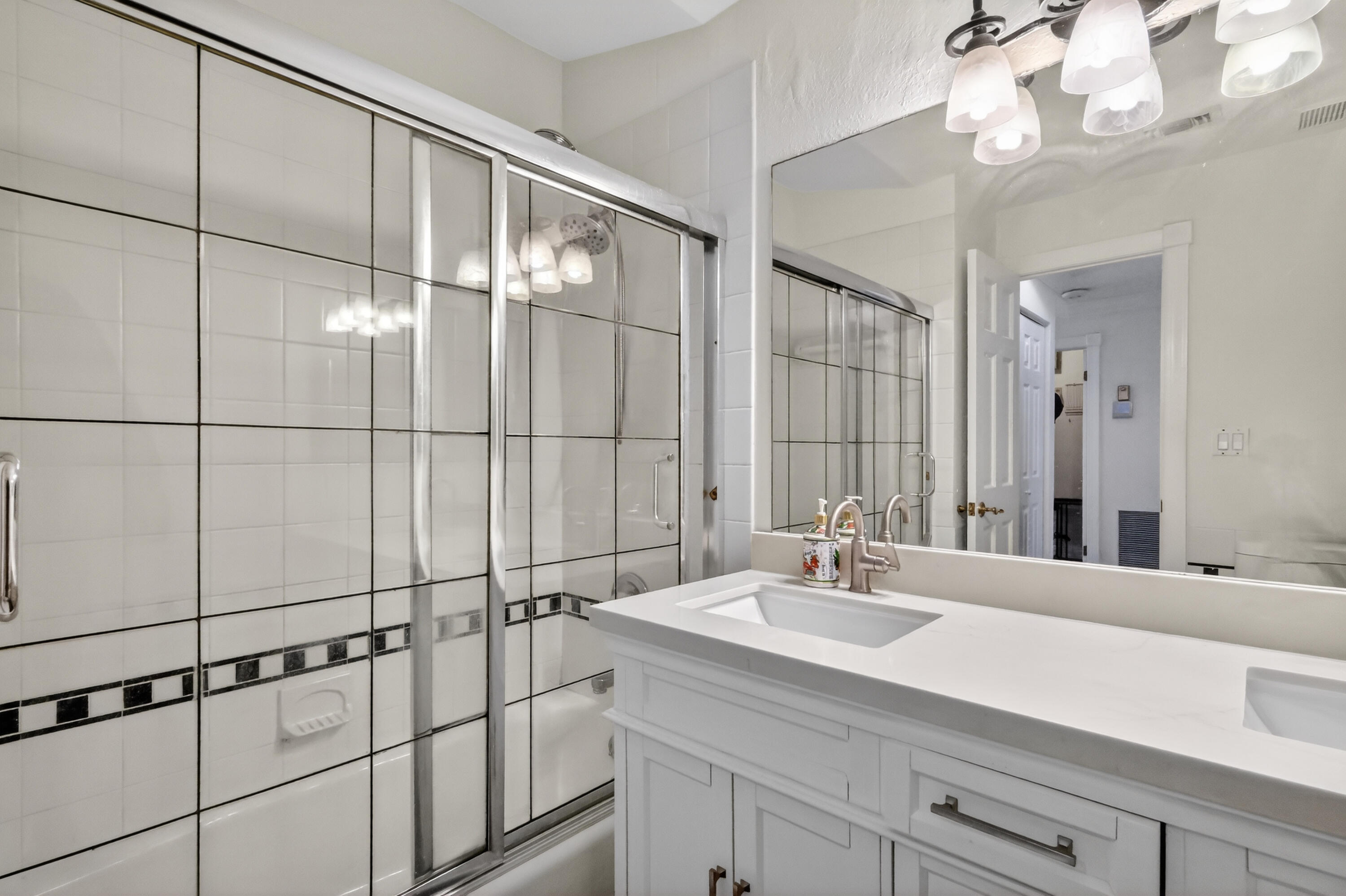 6656 Las Flores Drive Boca Raton, FL 33433 - Photo 48 of 63 F14A9805