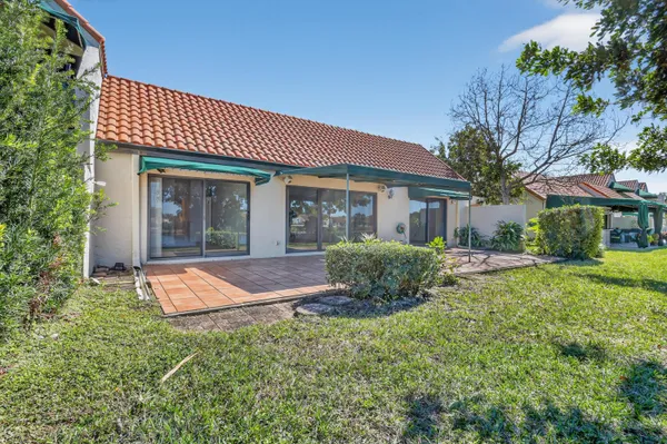$745,000 | 6656 Las Flores Drive, Boca Raton, FL 33433