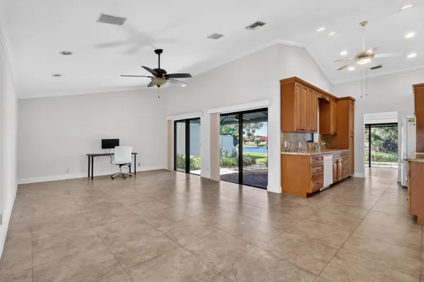 $745,000 | 6656 Las Flores Drive, Boca Raton, FL 33433