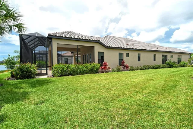 a front view of house with yard