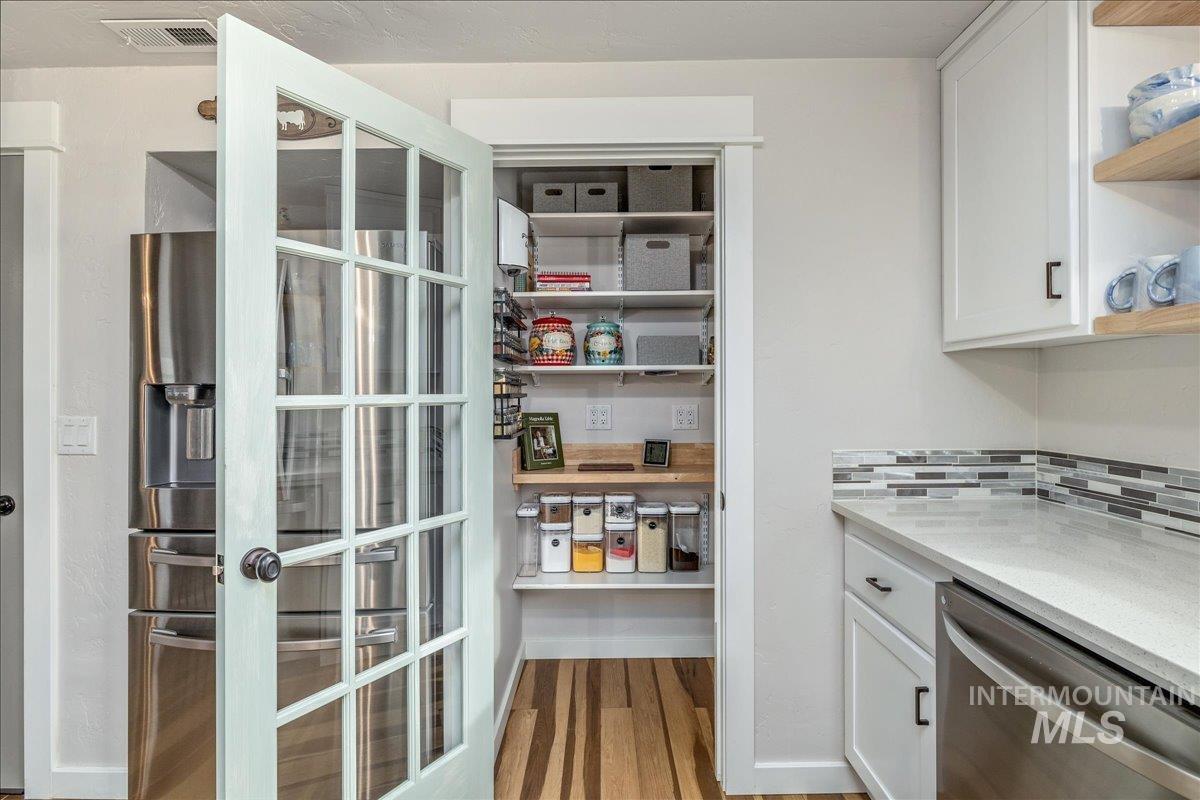 3582 Northwest Dutton Way Mountain Home, ID 83647 - Photo 11 of 50