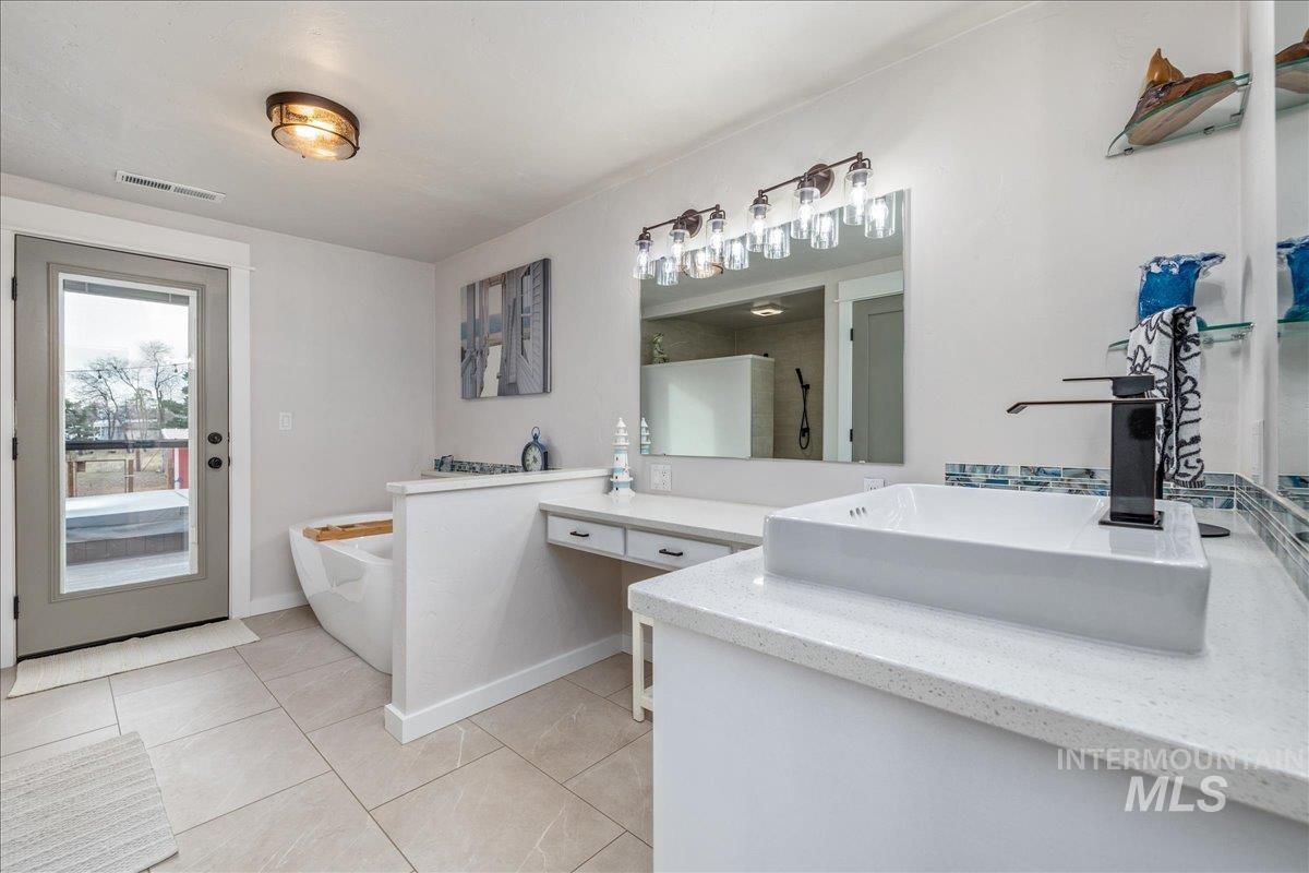 3582 Northwest Dutton Way Mountain Home, ID 83647 - Photo 13 of 50