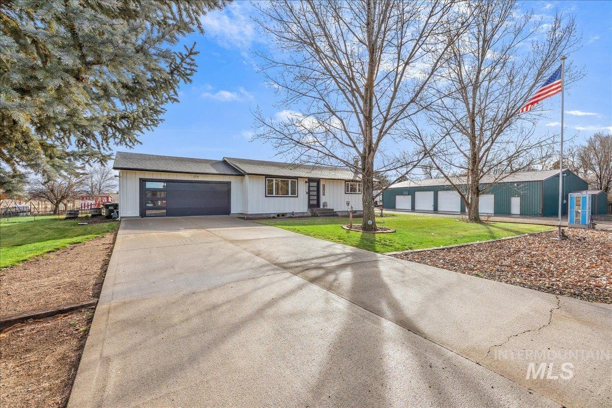 3582 Northwest Dutton Way Mountain Home, ID 83647 - Photo 2 of 50