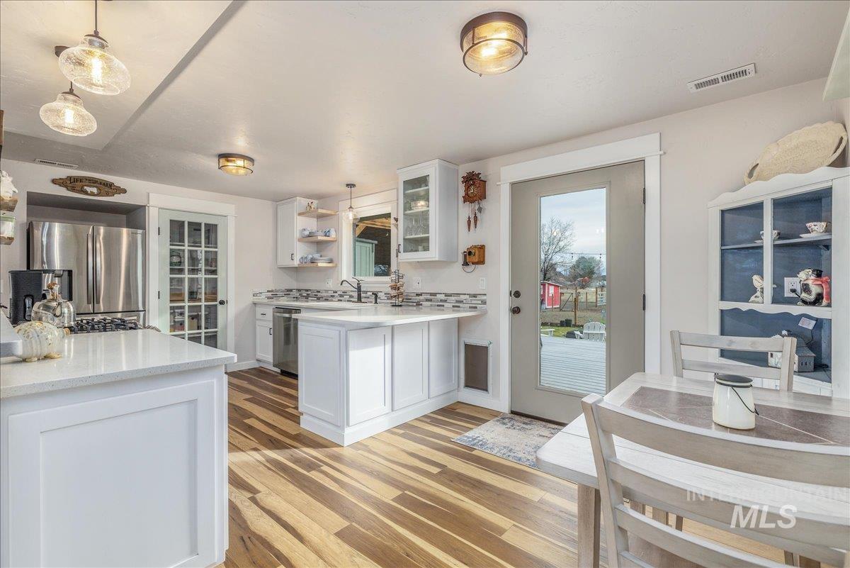 3582 Northwest Dutton Way Mountain Home, ID 83647 - Photo 7 of 50