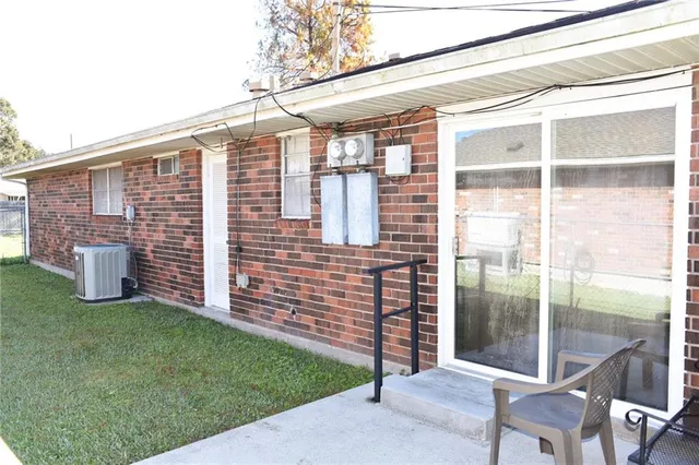 $1,500 | 113 Nu Street, Unit A, Belle Chasse, LA 70037