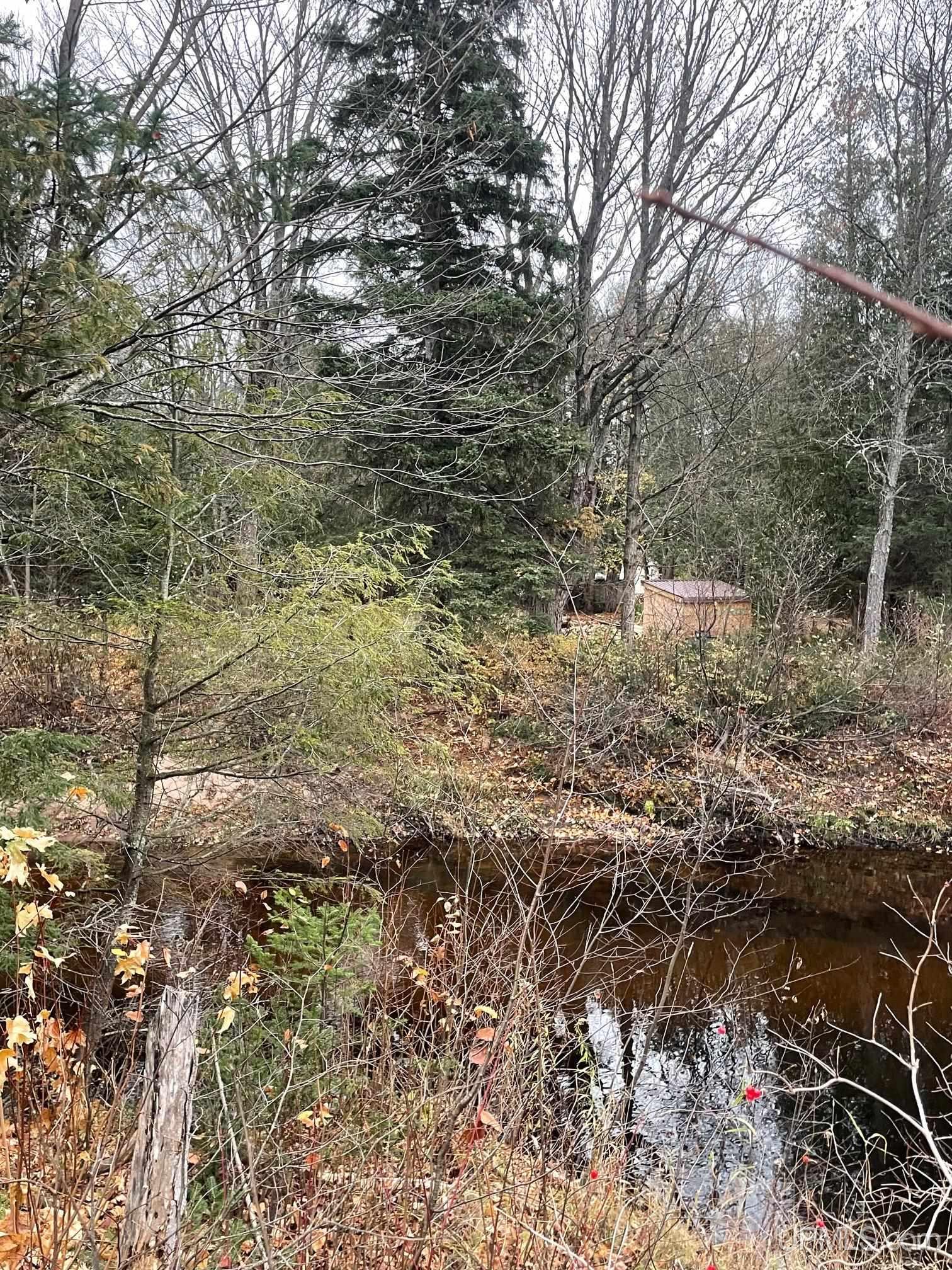 408 Green Garden Road Marquette, MI 49855 - Photo 1 of 5