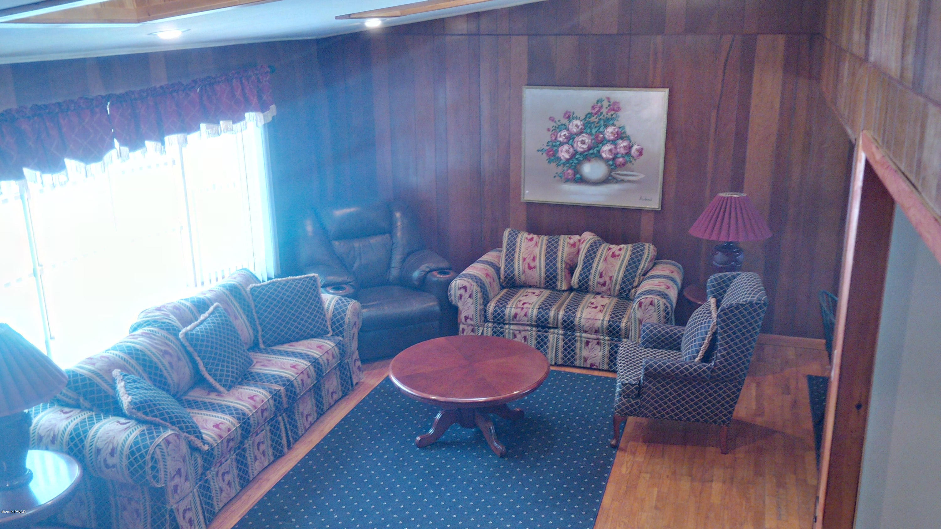 727 Rose Hill Road Lake Como, PA 18437 - Photo 17 of 33