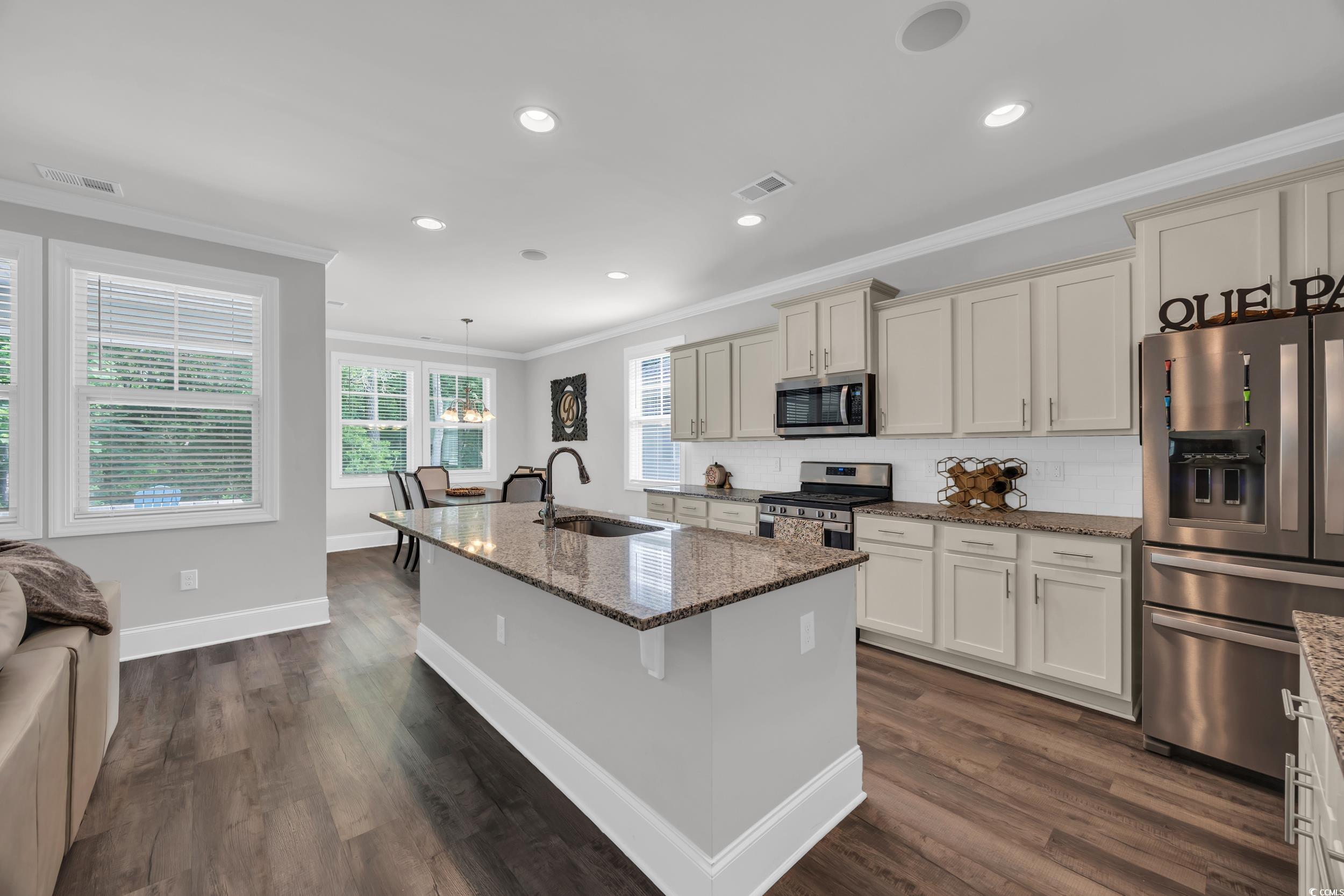 340 Scottsdale Court Murrells Inlet, SC 29576 - Photo 16 of 40