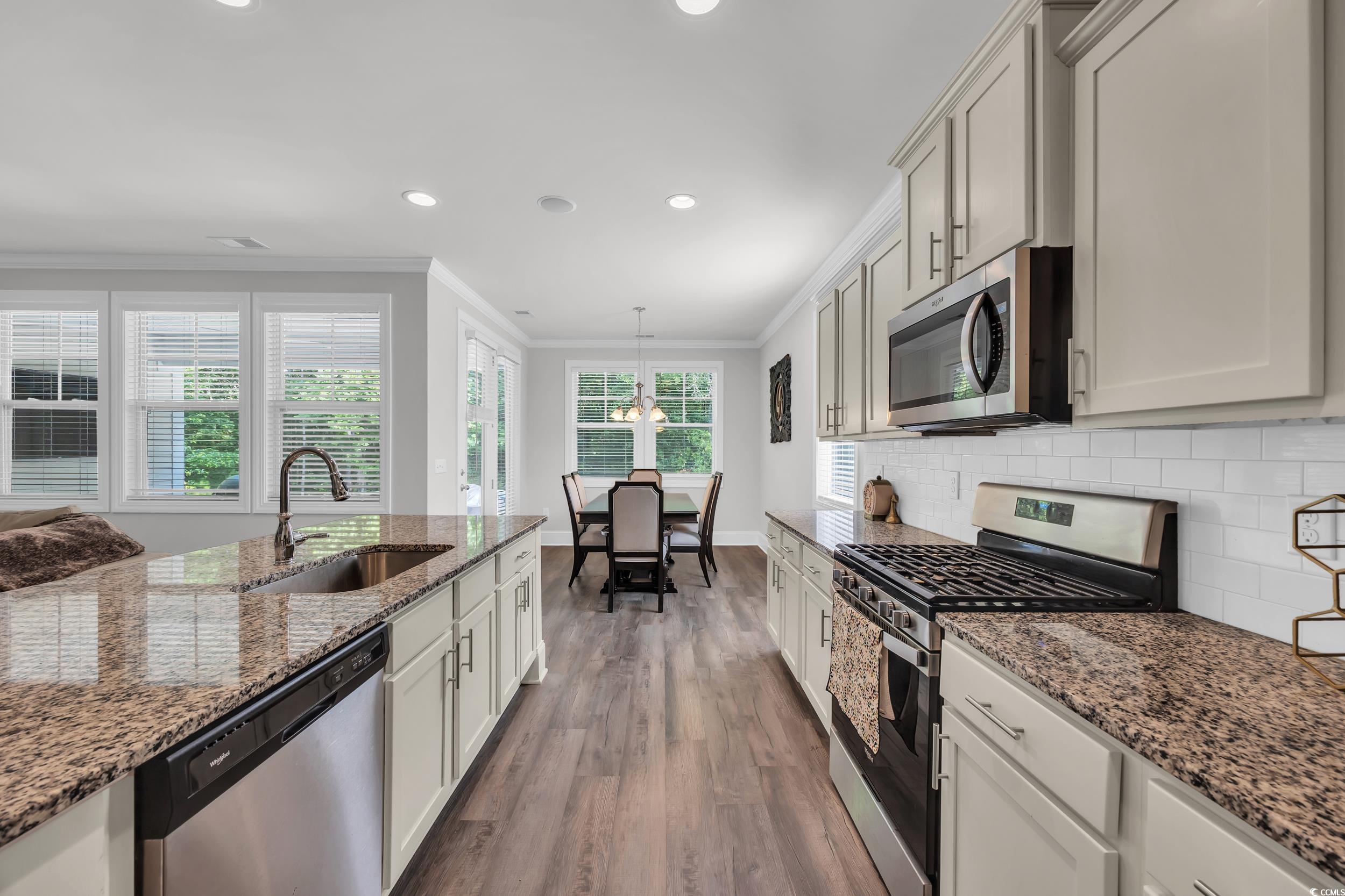 340 Scottsdale Court Murrells Inlet, SC 29576 - Photo 17 of 40