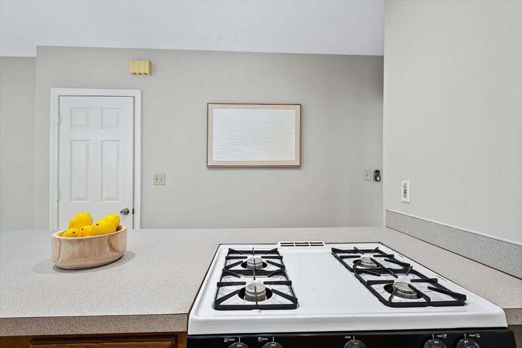 57 Huron Circle Boston, MA 02124 - Photo 16 of 32 a view of a entryway of the room