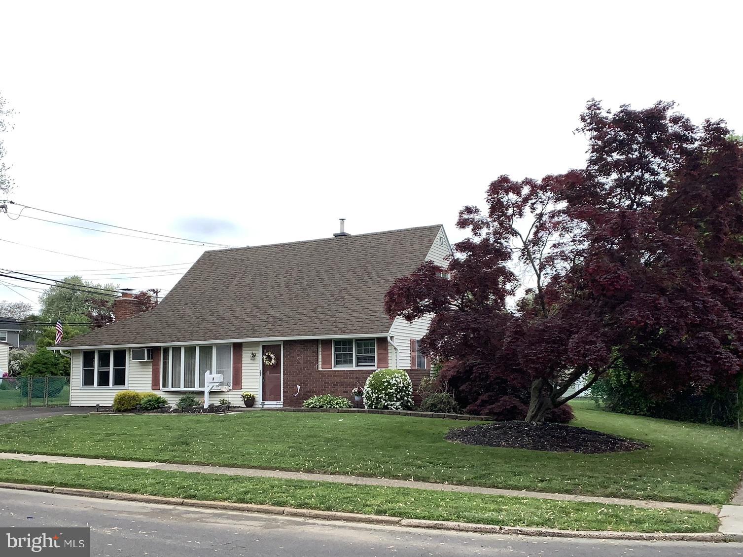 2 Tulip Tree Road Levittown, PA 19056 - Photo 3 of 30