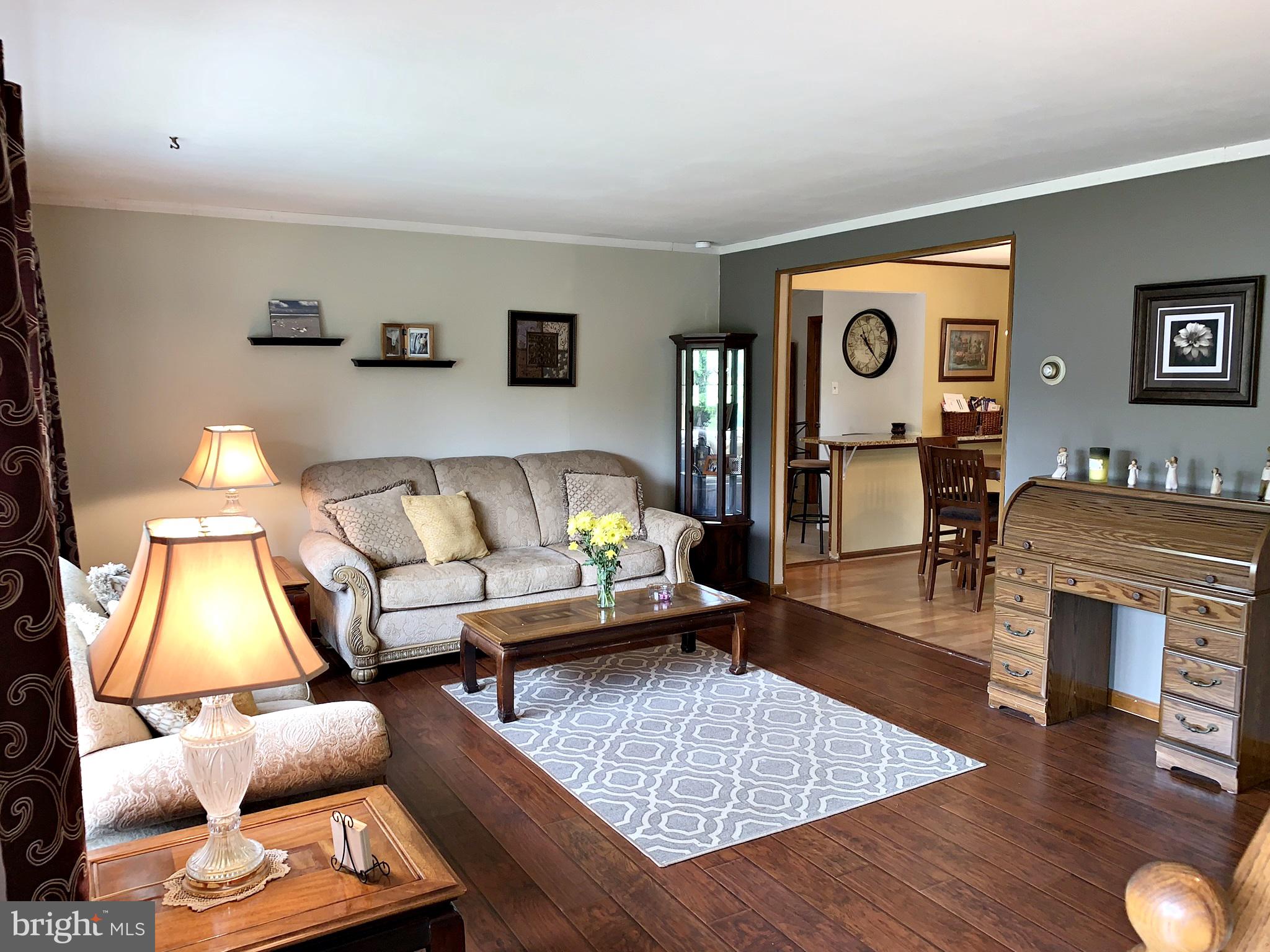2 Tulip Tree Road Levittown, PA 19056 - Photo 4 of 30