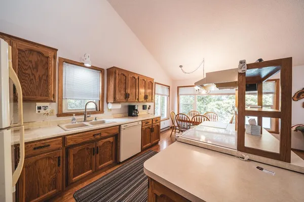 $699,900 | 31819 Mallard Drive, Vergas, MN 56587