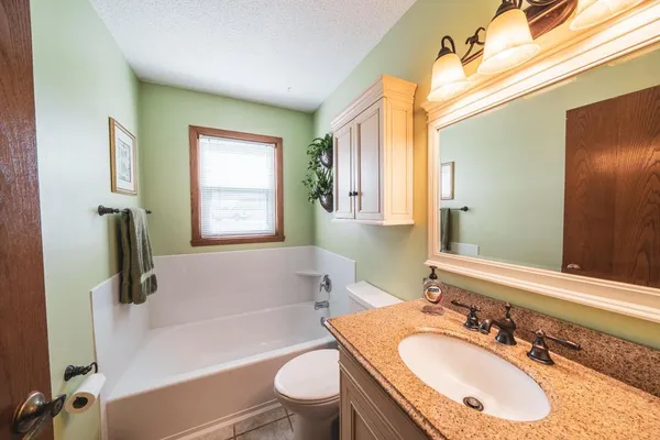 $699,900 | 31819 Mallard Drive, Vergas, MN 56587