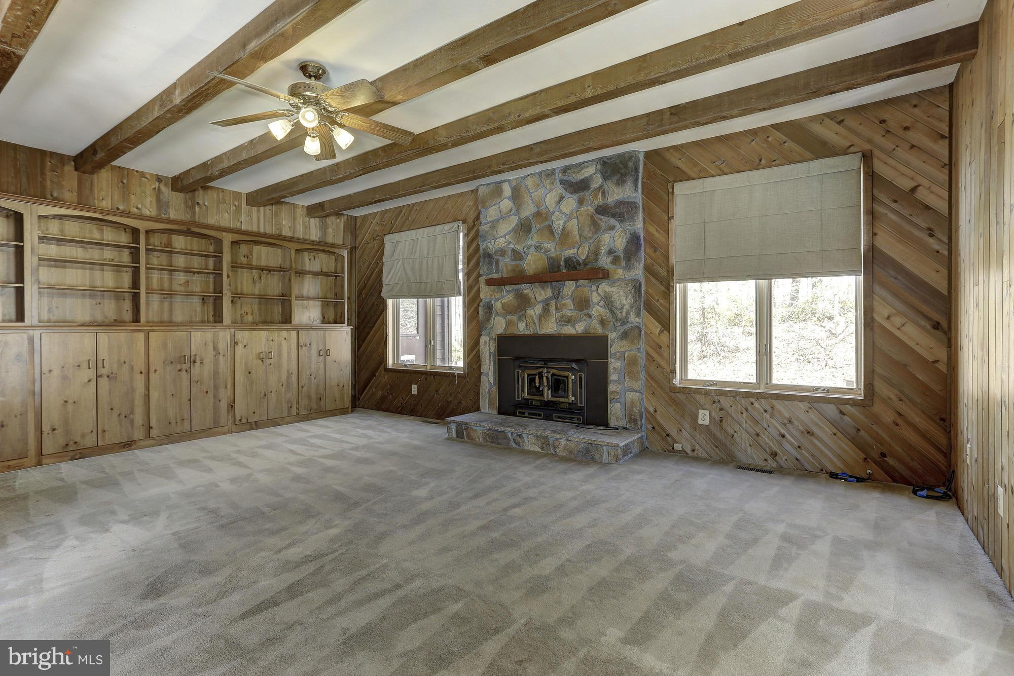 12650 Knoll Road Mount Airy, MD 21771 - Photo 12 of 30 Family Room