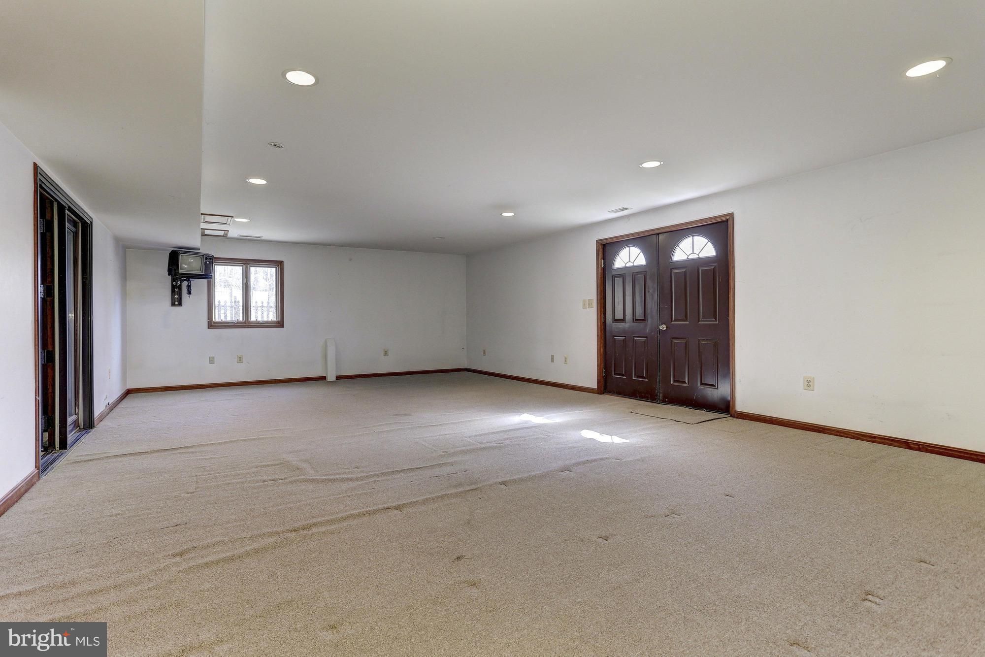 12650 Knoll Road Mount Airy, MD 21771 - Photo 22 of 30 Bedroom