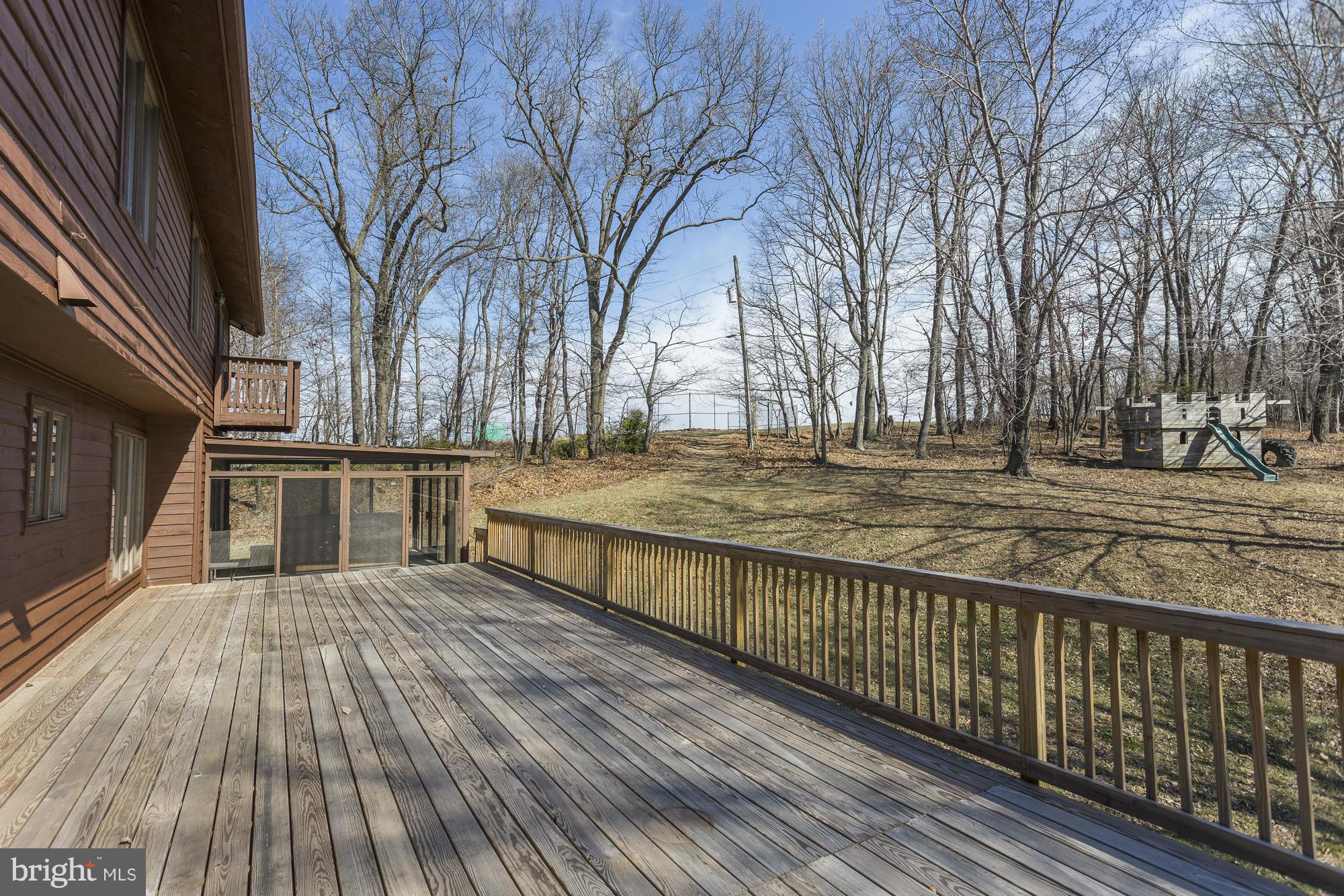 12650 Knoll Road Mount Airy, MD 21771 - Photo 30 of 30 Spacious Deck