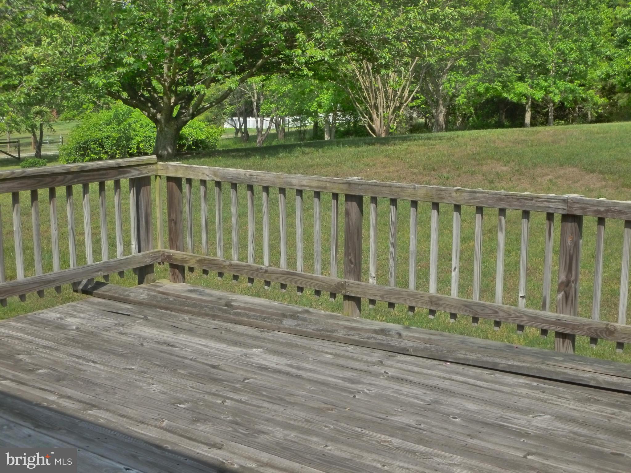 3565 Hunting Creek Road Huntingtown, MD 20639 - Photo 19 of 30 16x16 deck