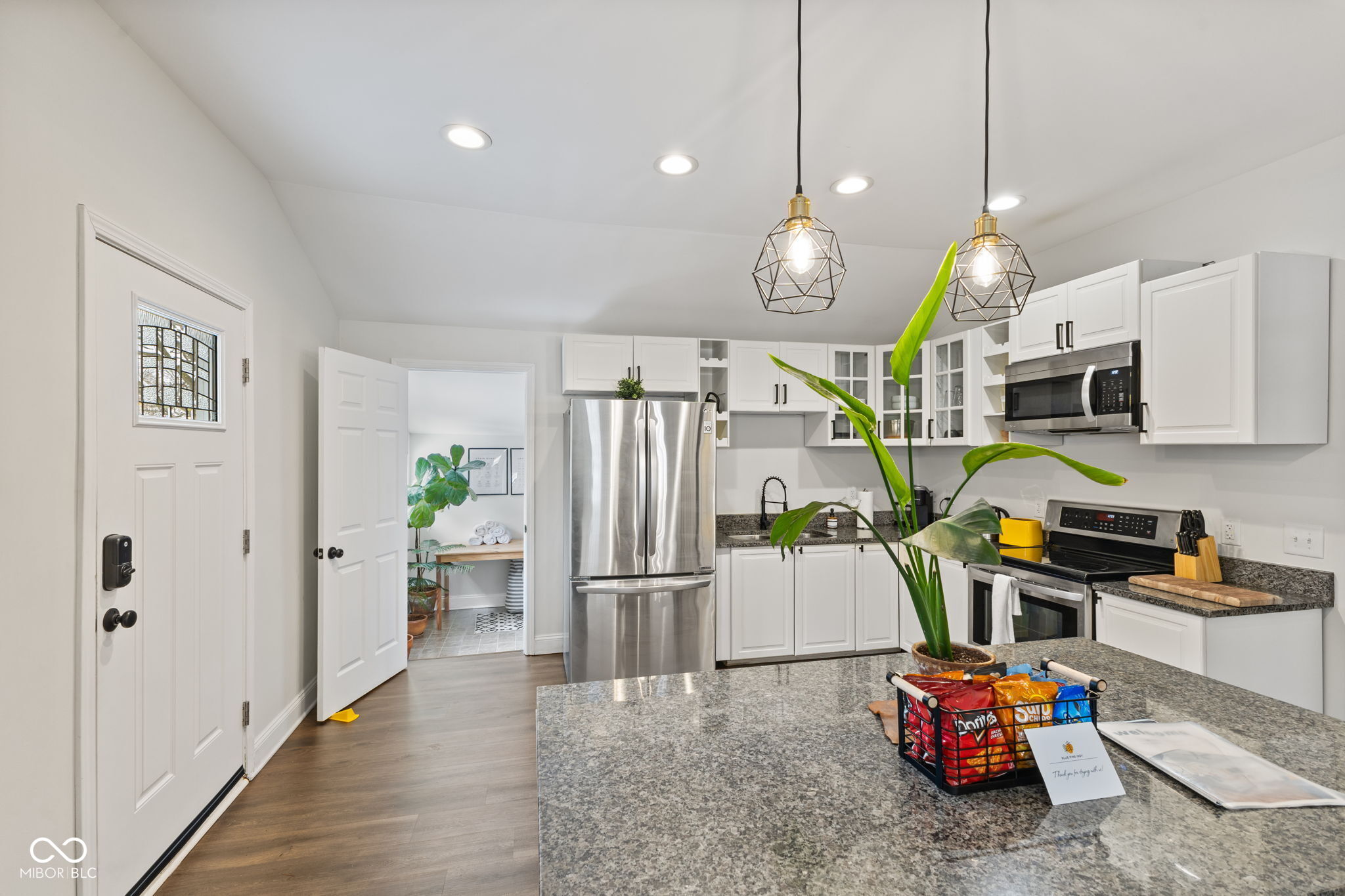 924 Keystone Avenue Indianapolis, IN 46201 - Photo 6 of 28