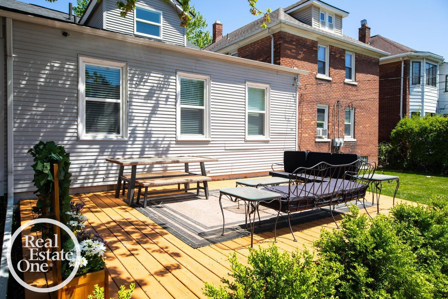 881 Nottingham Road Grosse Pointe, MI 48230 - Photo 25 of 25 50174598-66050496-61e1-430c-9a97-6172d792fa18.JPG