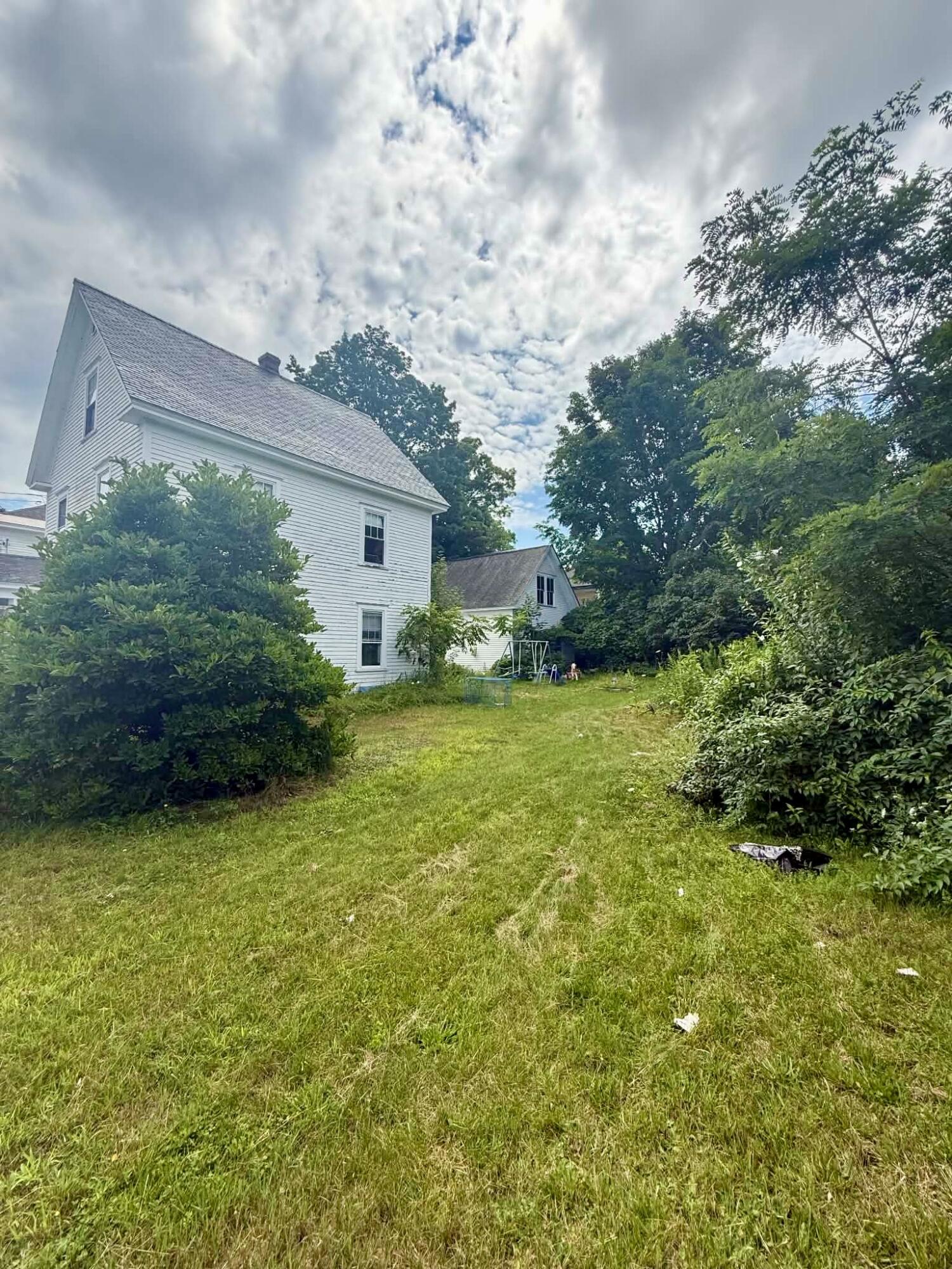 12 Albert Street Milo, ME 04463 - Photo 3 of 35 att.SHLB3nj6iy0_uqiyrn2rmZzv5qyp-d4_86U1