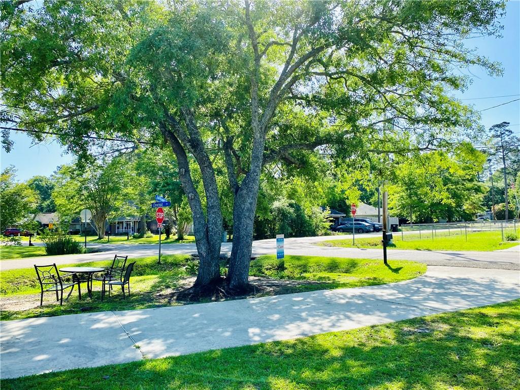 2409 Rue Pickney Mandeville, LA 70448 - Photo 13 of 17 Gallery Image 13