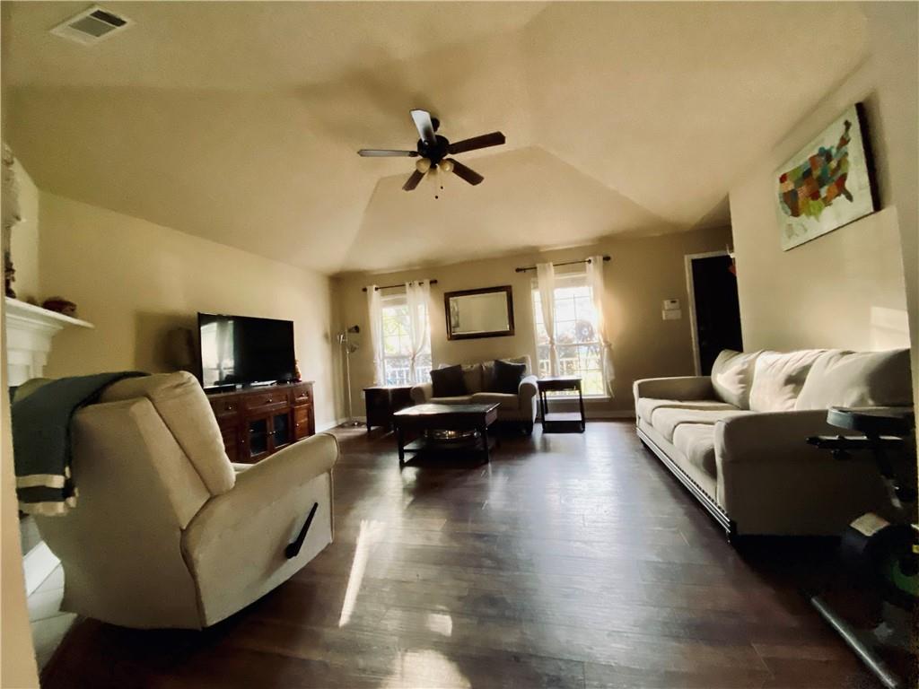 2409 Rue Pickney Mandeville, LA 70448 - Photo 4 of 17 Gallery Image 4