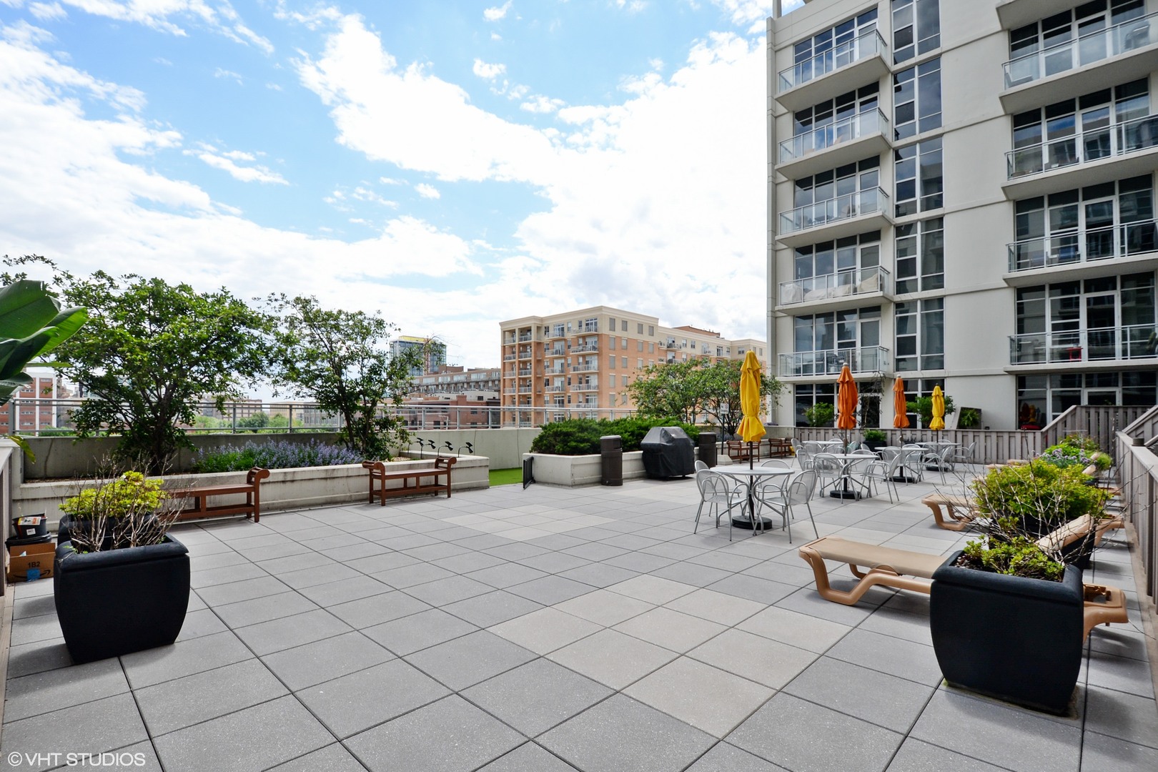 901 West Madison Street, Unit 415 Chicago, IL 60607 - Photo 16 of 18 Gallery Image 16