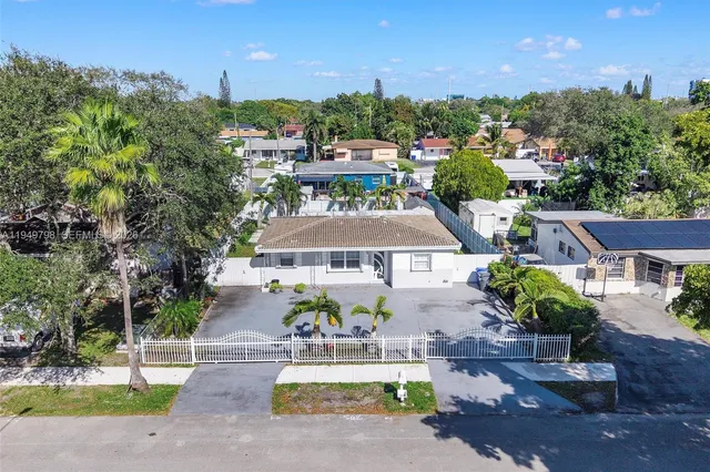 $459,000 | 6231 Mayo Street, Hollywood, FL 33023