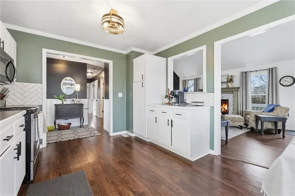 $350,000 | 814 South Park Drive, Raymore, MO 64083