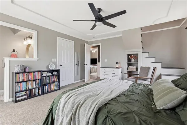 $350,000 | 814 South Park Drive, Raymore, MO 64083