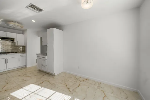 $2,000 | 3203 Golden Willow Drive, Houston, TX 77339