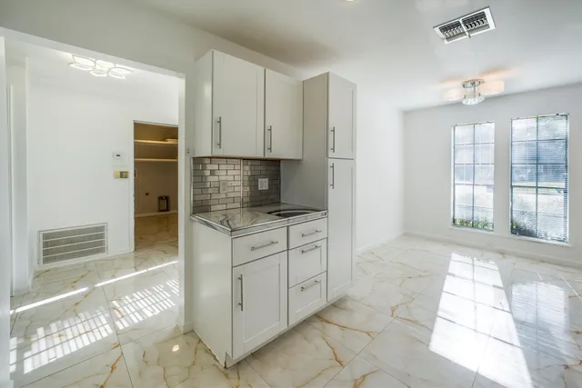 $2,000 | 3203 Golden Willow Drive, Houston, TX 77339