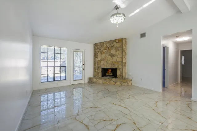 $2,000 | 3203 Golden Willow Drive, Houston, TX 77339