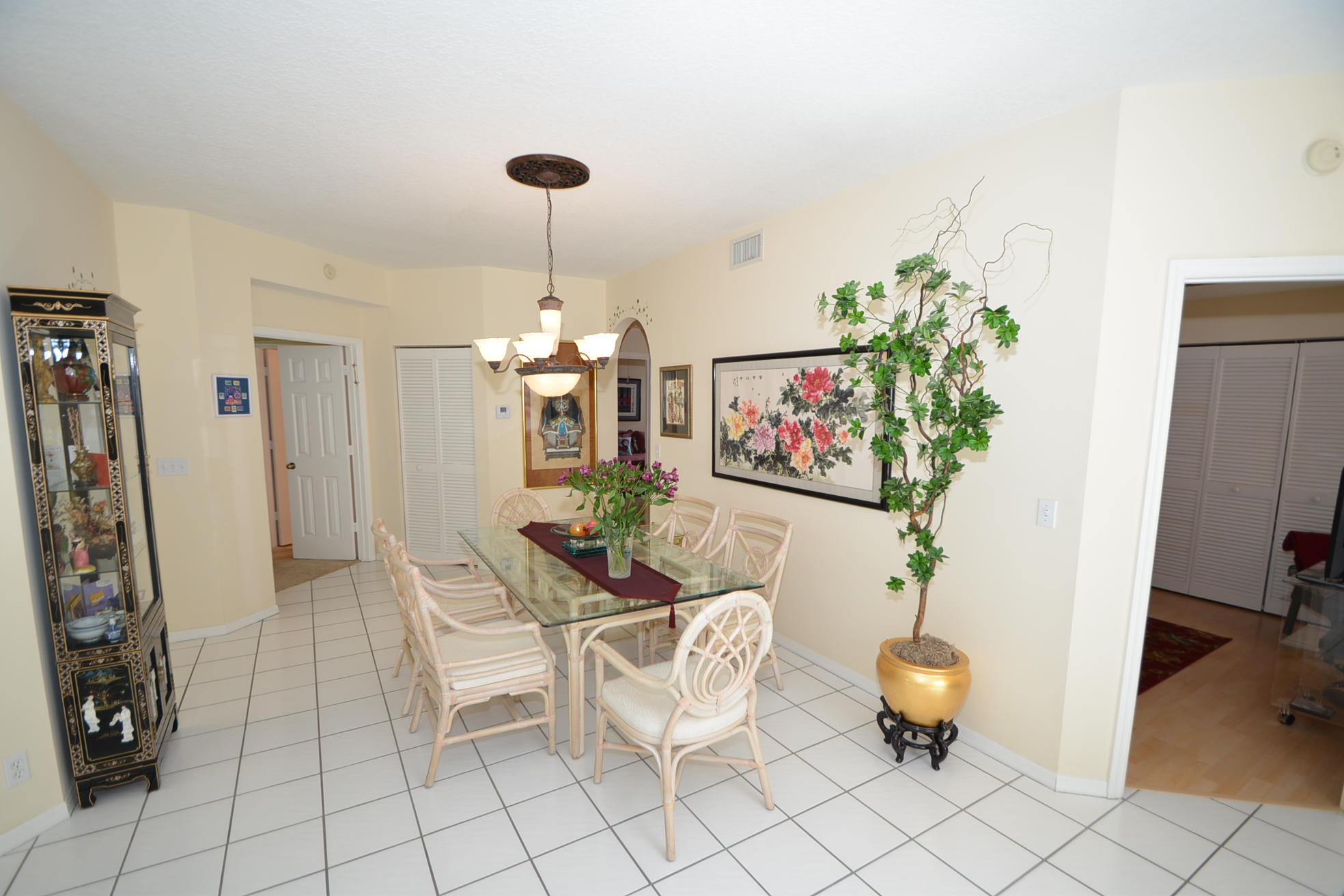 8658 Vía Reale, Unit 3 Boca Raton, FL 33496 - Photo 5 of 41 DSC_0170